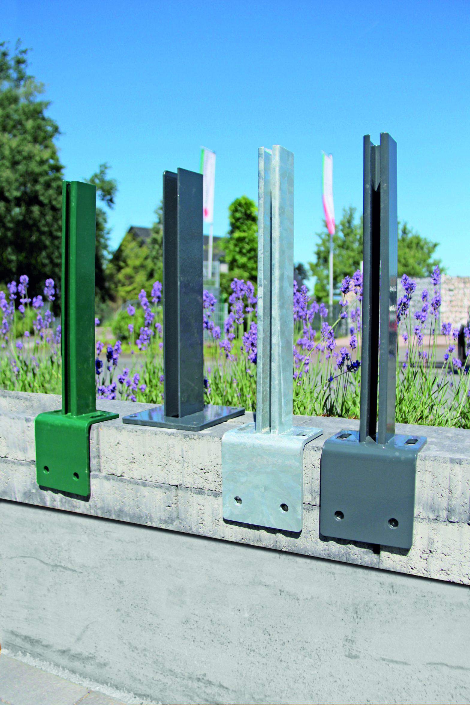 Zaunpfosten zum Aufdübeln Vorteile und Montage GartenzaunExperten